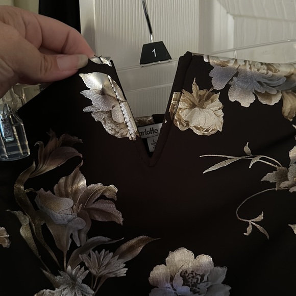 Never worn! Comfortable stretchy dress - Picture 2 of 3